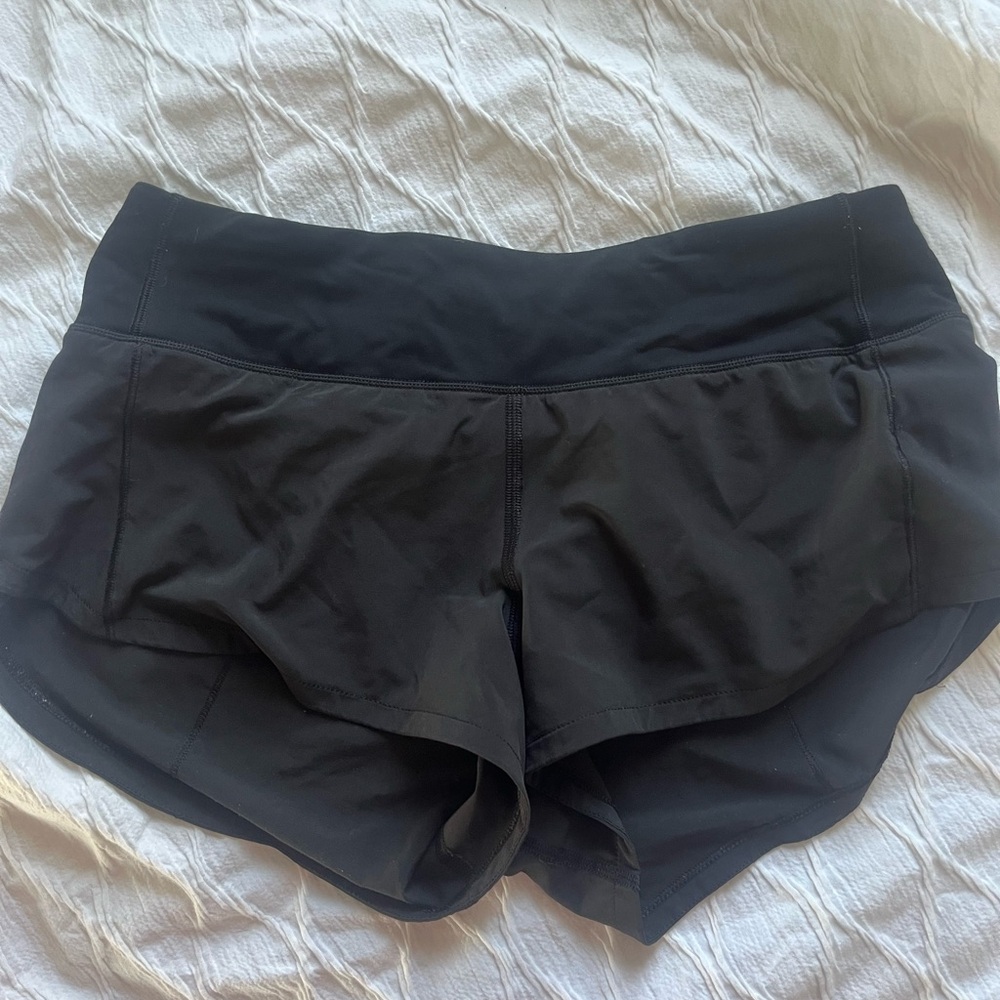 Lululemon Low Rise Speed Up Short 2.5